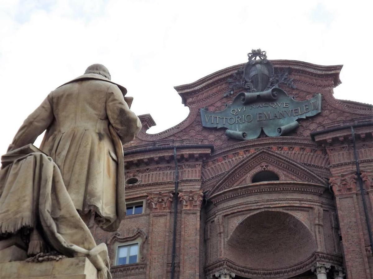 House San Salvario Next Station By Holiday World Turin Exterior photo